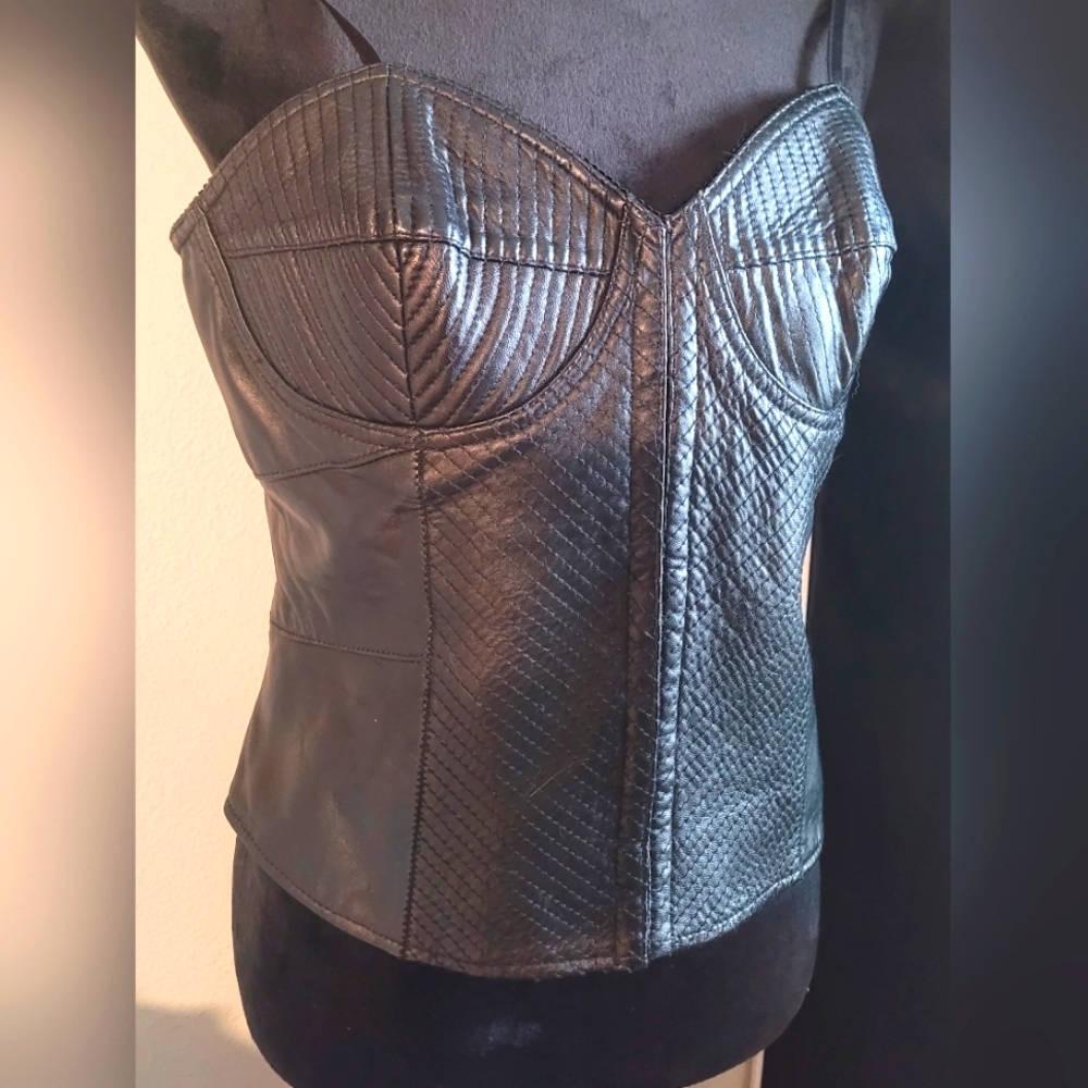 100% black leather bustier y2k size L